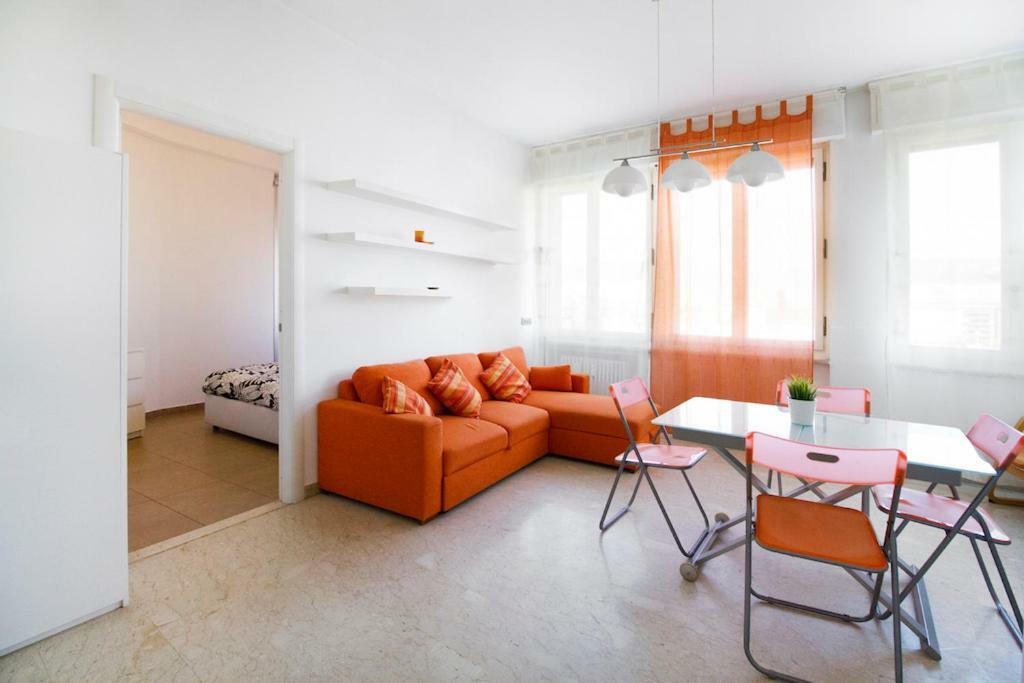 Orange Apartment Bologna Esterno foto